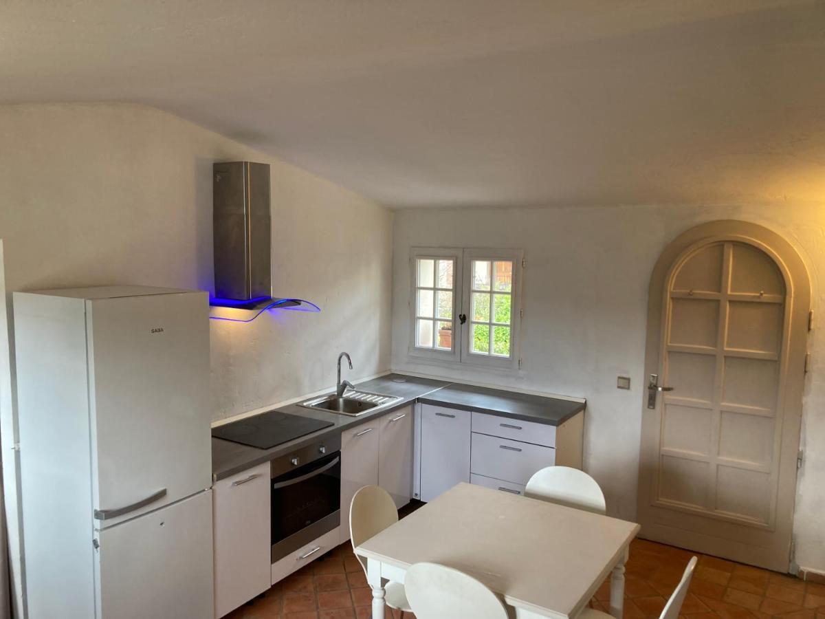 Appartement De Charme Au Calme Parking Gratuit Ла Кол-сюр-Лу Екстериор снимка